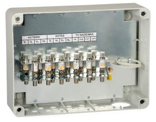 SKPF/SIGNAL Skrzynka przeciwprzepięciowa 12-wej. Signal do instalacji multiswitchowych